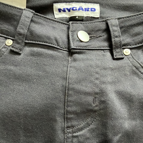 Gray Nygard jegging slim fit with skinny leg - Picture 4 of 13